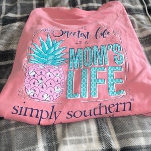 moms life tee